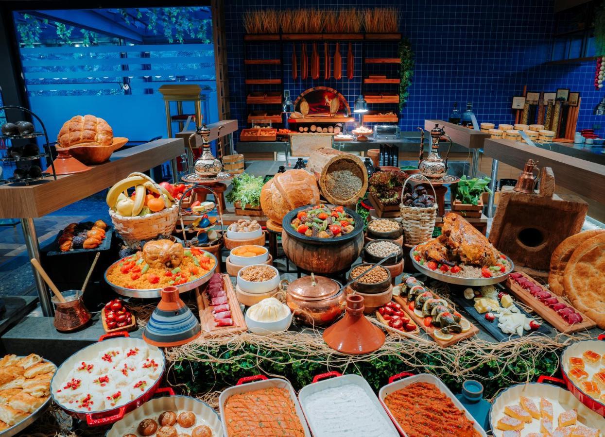 Mercure Trabzon Hotel ภายนอก รูปภาพ A buffet at a hotel